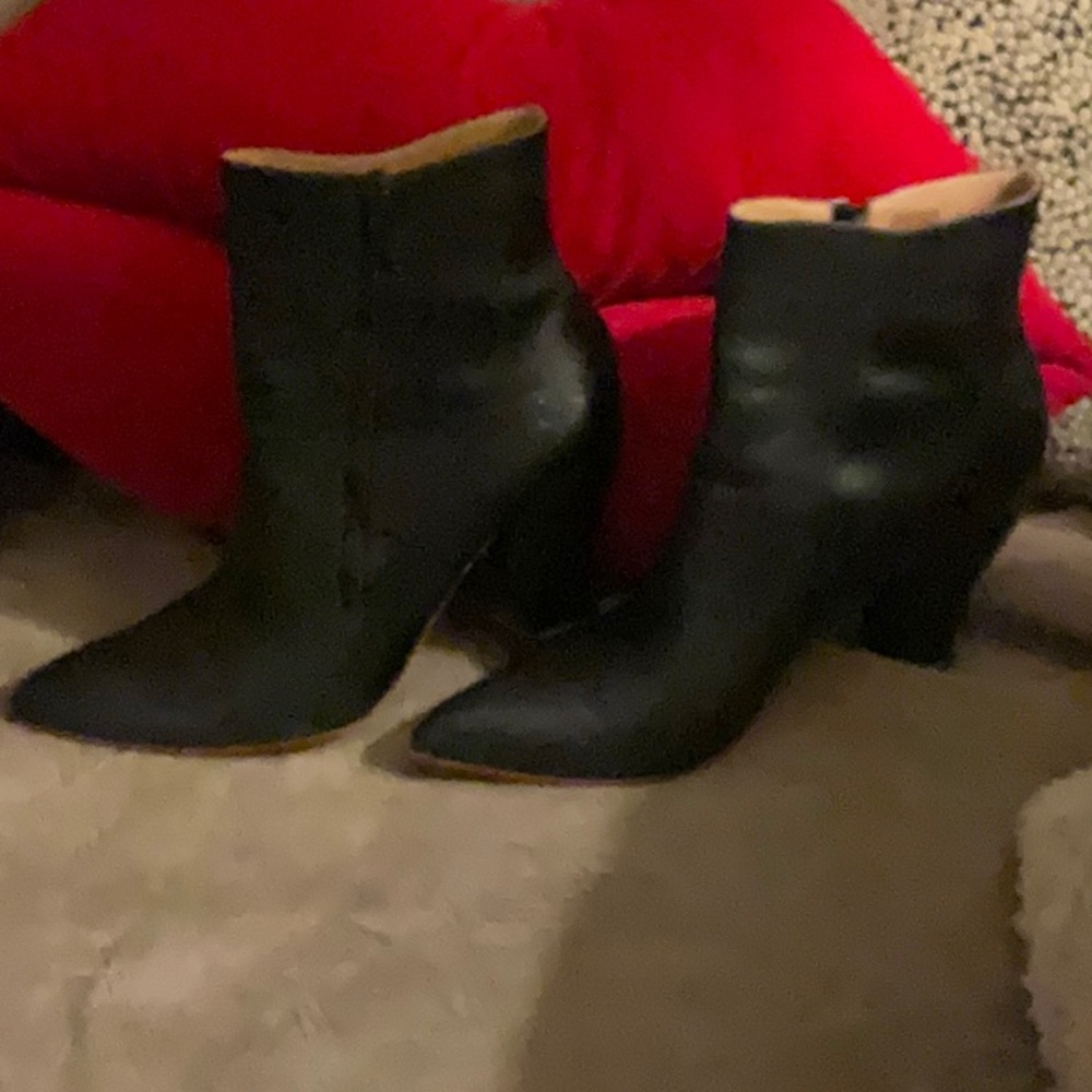 John Fluevog 10.5 Bootie